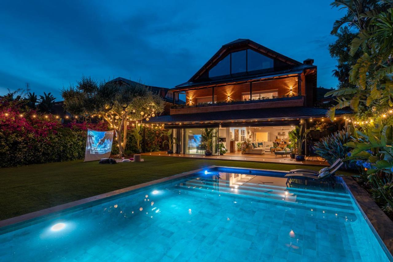 Barcelona'S Tropical Oasis Villa Sant Just Desvern Eksteriør bilde